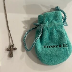 Tiffany & Co.Tear Drop Cross Elsa Peretti 16” Pendant Necklace .925 silver Box